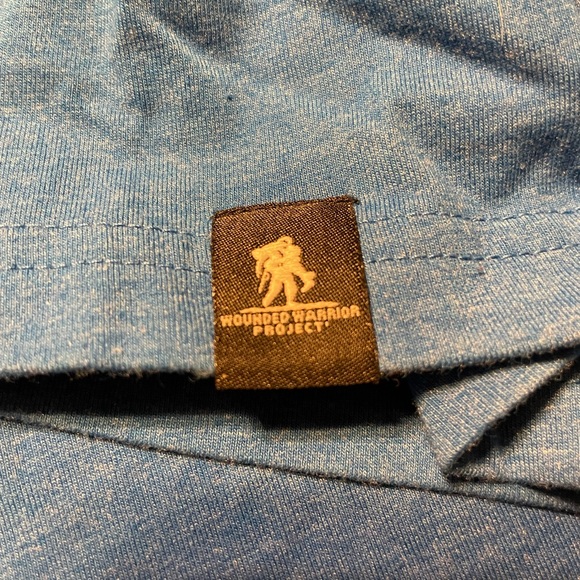 Shirt - Picture 4 of 5